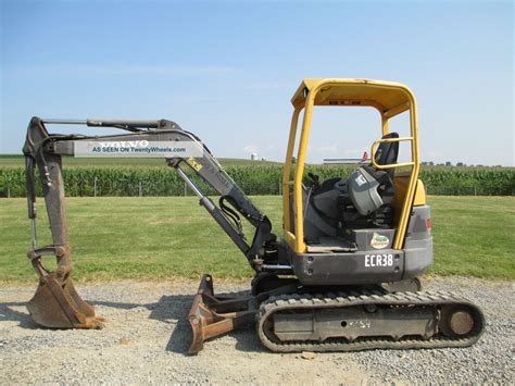 7400 pound mini excavator|7,500lb Mini Excavator .